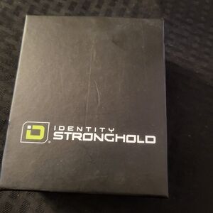Identity Stronghold Brown Wallet NEW